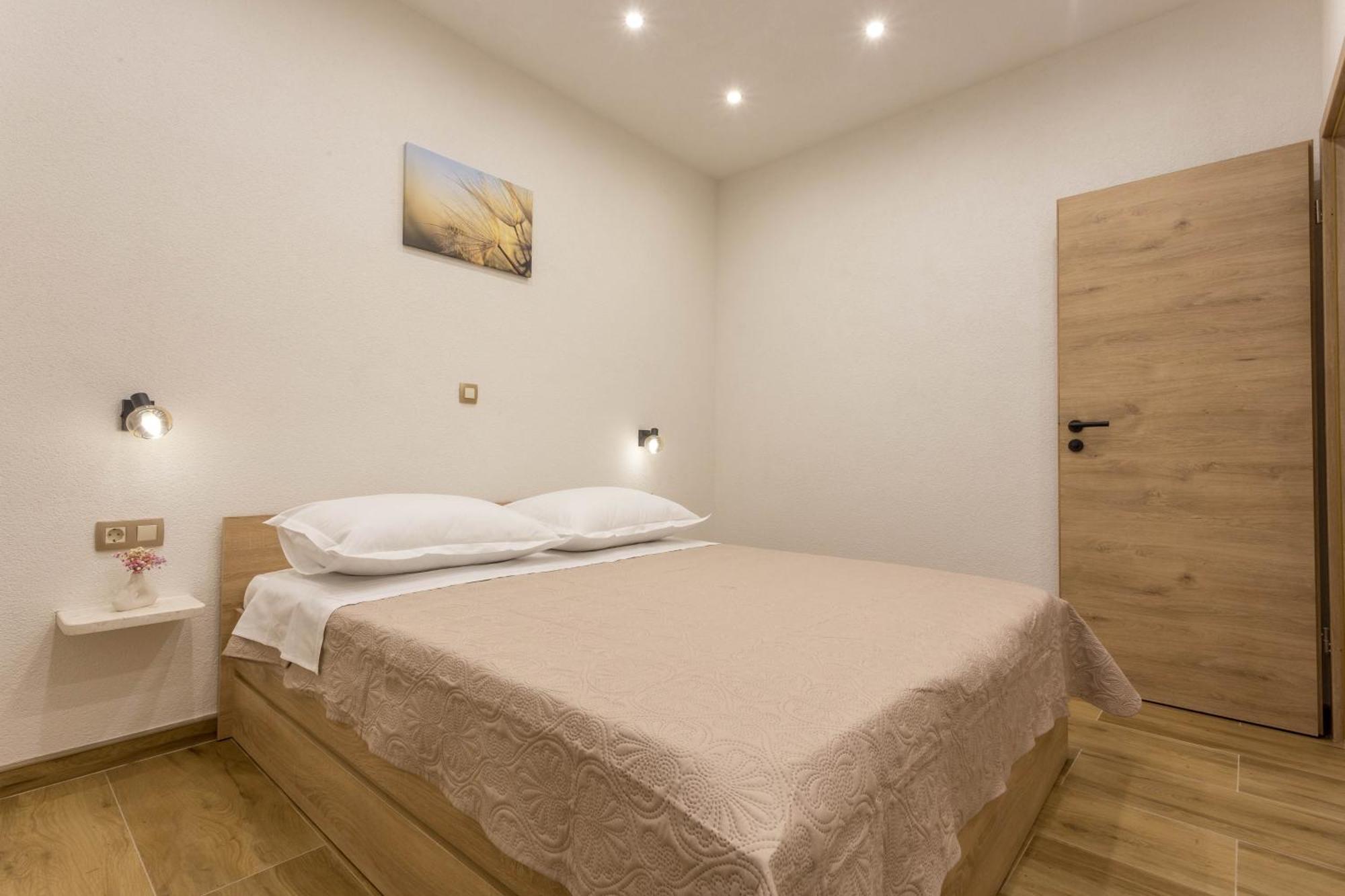 Apartment Zastupac 8761A Хвар Екстер'єр фото