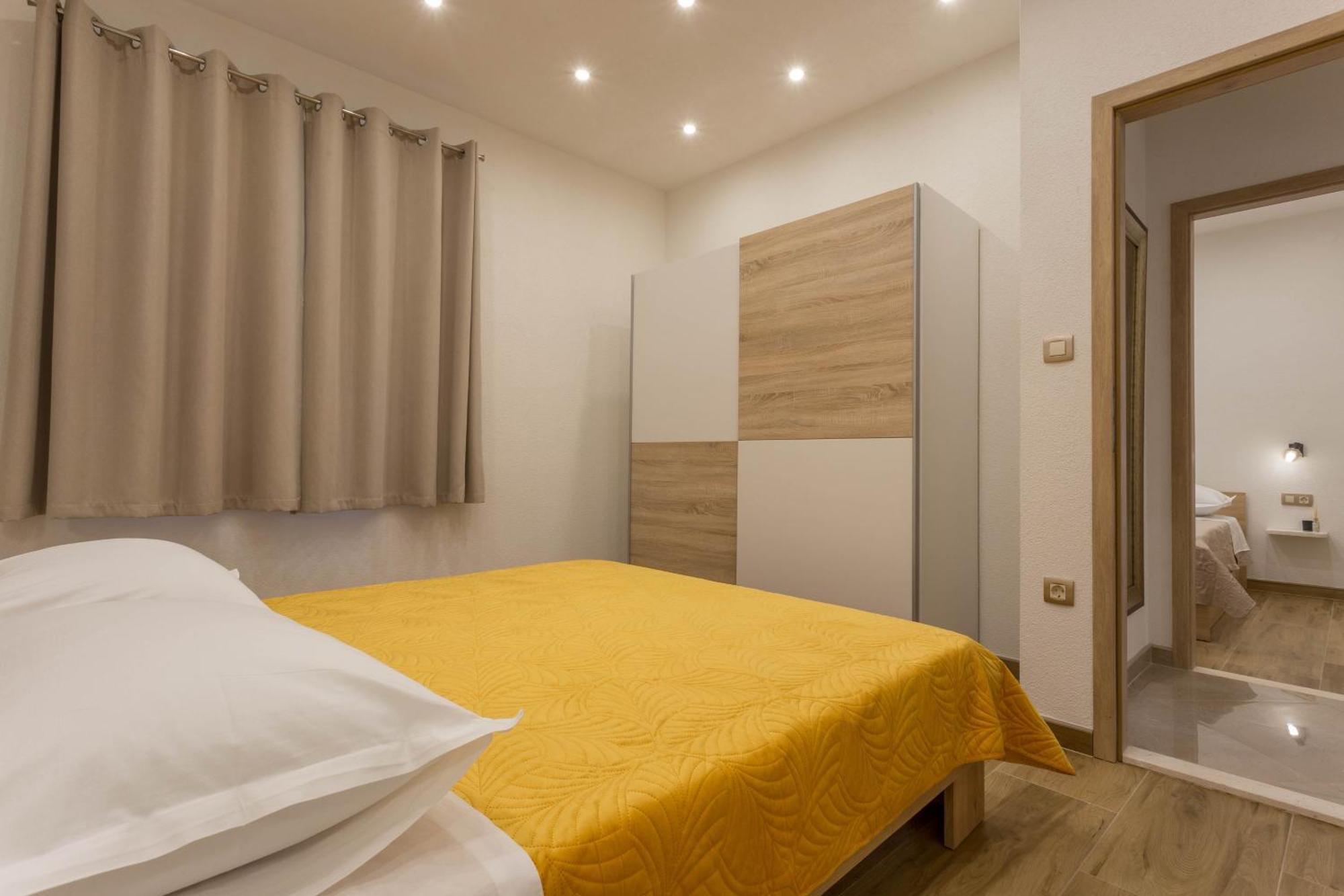 Apartment Zastupac 8761A Хвар Екстер'єр фото